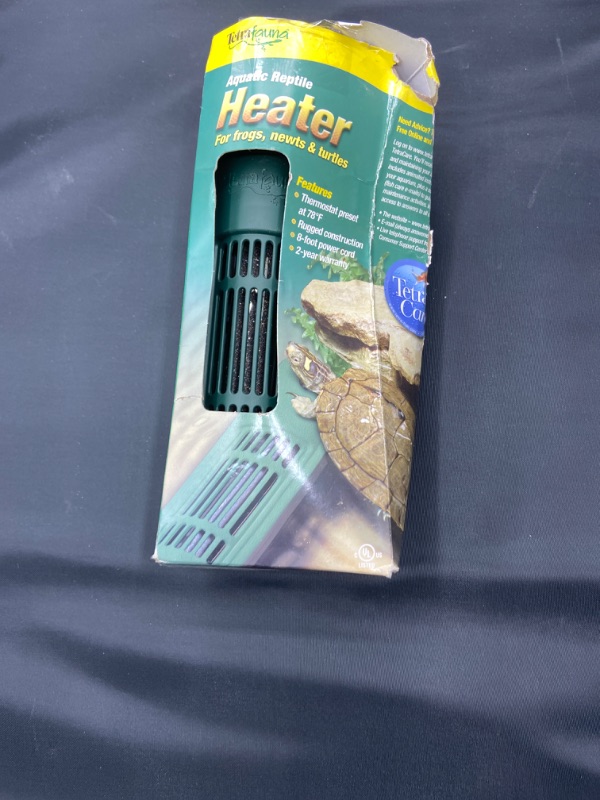 Photo 2 of Tetra 26445 Fauna Aquatic Reptile Heater For Frogs, Newts & Turtles,100 Watt,green