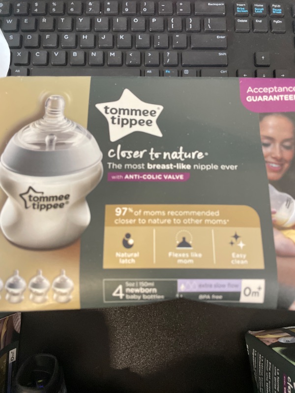 Photo 2 of Tommee Tippee Closer To Nature Baby Bottles Extra Slow Flow Breast-Like Nipple With Anti-Colic Valve (5oz, 4 Count)