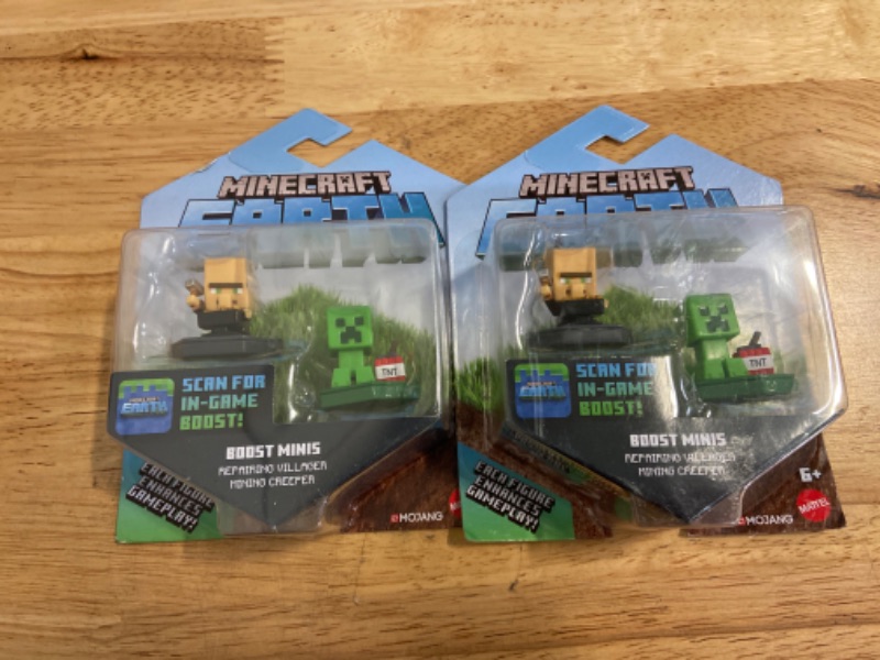 Photo 2 of Mattel MINECRAFT Earth BOOST MINI FIGURES 2-PACK NFC-Chip Toys, Earth Augmented Reality Mobile Game, Based on Minecraft Video Game, Great for Playing, Trading, and Collecting, Adventure Toy 2Pack 