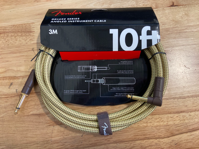 Photo 3 of Fender Deluxe Series Instrument Cable, Straight/Angle, Tweed, 10ft
