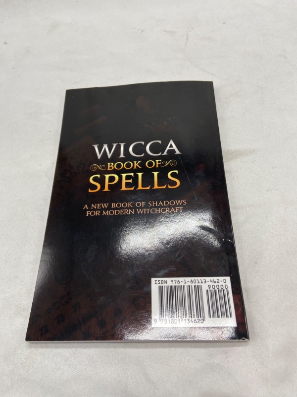 Photo 3 of Wicca Book of Spells: A New Book Of Shadows For Modern Witchcraft