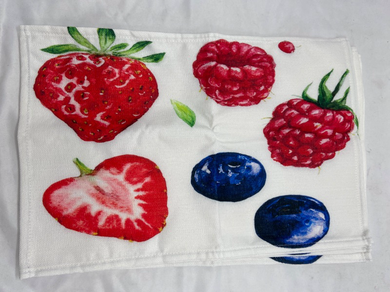 Photo 1 of 4 Pack Berry Placemats 