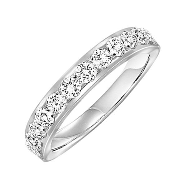 Photo 1 of 14K White Gold Ring With 1/6 Carat Diamond Size 7 (US)