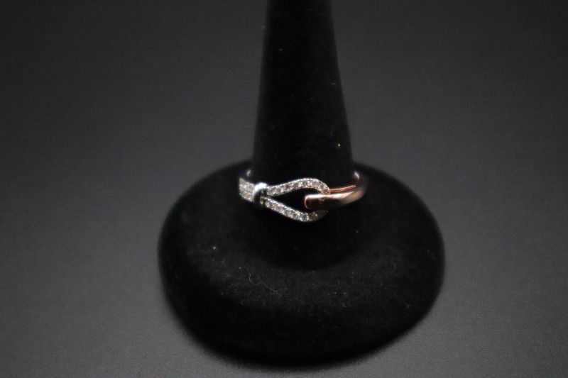 Photo 2 of 14K White and Pink Gold Band With 1/5 Carat Diamond Size 7 (US) 