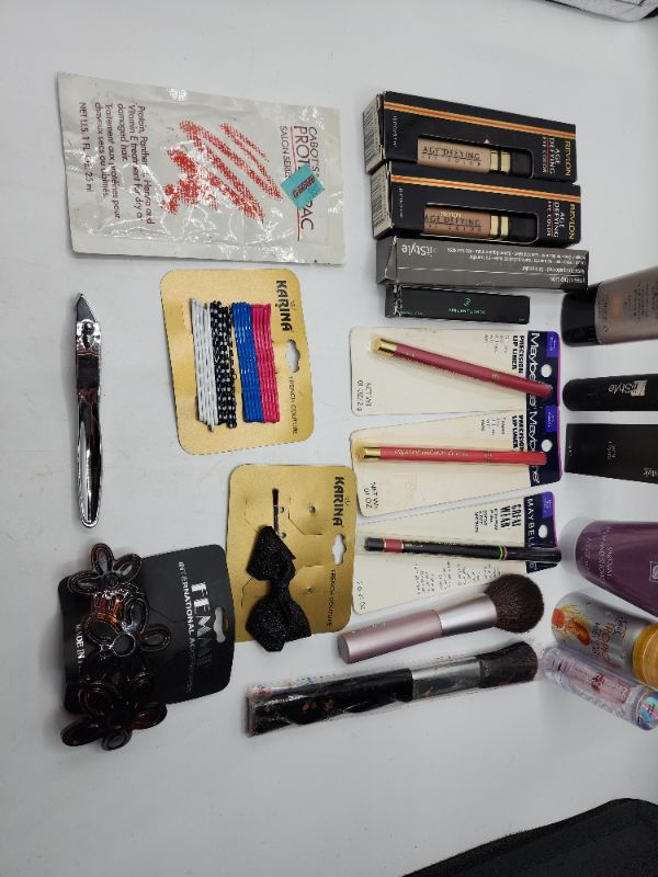 Photo 3 of Miscellaneous Variety Brand Name Cosmetics Including (( Revlon, ItStyle, Maybelline, Mally, Cabbot, Femme, Blossom, Vanderbilt, Sally Hansen )) Including Discontinued Makeup Products