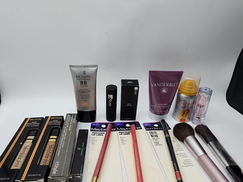 Photo 2 of Miscellaneous Variety Brand Name Cosmetics Including (( Revlon, ItStyle, Maybelline, Mally, Cabbot, Femme, Blossom, Vanderbilt, Sally Hansen )) Including Discontinued Makeup Products