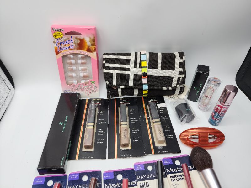 Photo 2 of Miscellaneous Variety Brand Name Cosmetics Including (( Vincent Longo, Mally, Blossom, Mayblline, Celebrity, Cabbot )) Including Discontinued Makeup Products