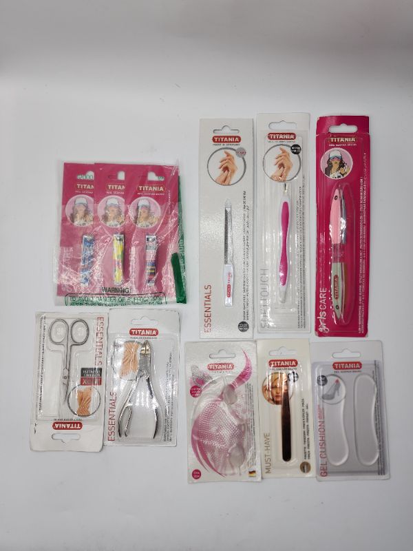 Photo 1 of Titania Nail Kit 