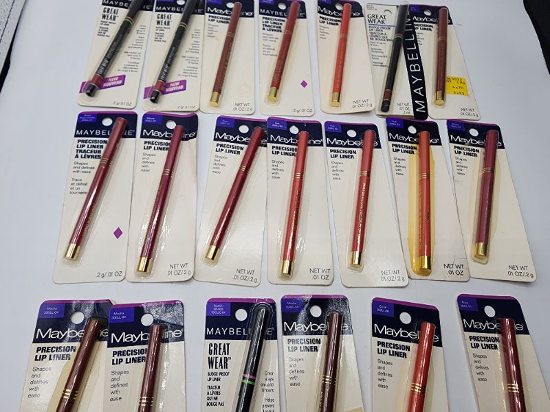 Photo 3 of 20 Pack Variety Maybelline Lip Liners 