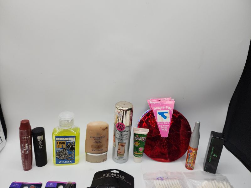 Photo 2 of Miscellaneous Variety Brand Name Cosmetics Including (( Maybelline, Posh, Revlon, Vincent Longo, ItStyle, Loreal, Naturistics, Blossom, Karina, Bubble Yum, Sally Hansen)) Including Discontinued Makeup Products