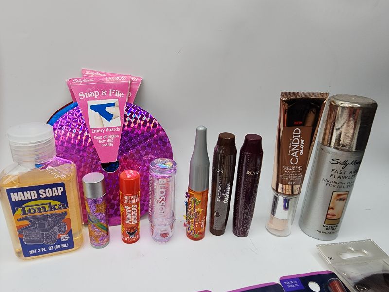 Photo 2 of Miscellaneous Variety Brand Name Cosmetics Including (( Maybelline, Posh, Revlon, Vincent Longo, ItStyle, Loreal, Naturistics, Blossom, Sally HAnsen)) Including Discontinued Makeup Products