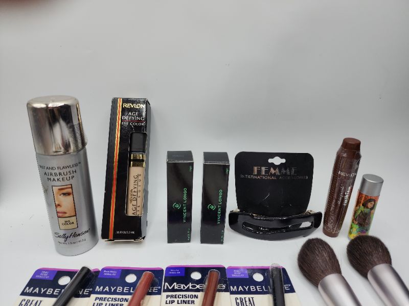 Photo 2 of ***NONREFUNDABLE*** Bundle of Miscellaneous Cosmetics