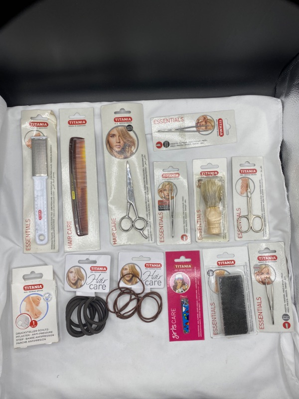 Photo 1 of Titania Miscellaneous Hair Tools & Accessories Lot