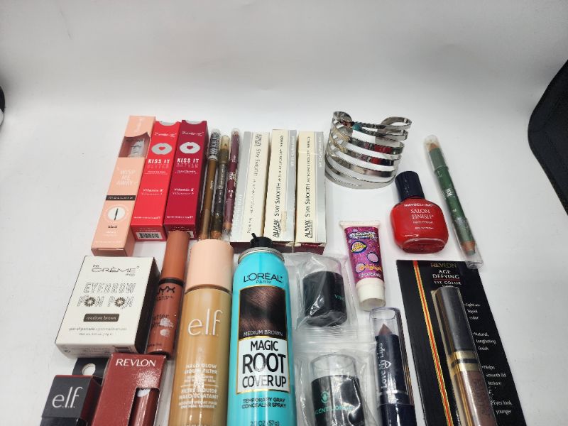 Photo 3 of Miscellaneous Brand Name Cosmetics New 