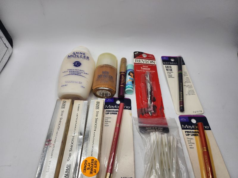 Photo 3 of Miscellaneous Brand Name Cosmetics New 