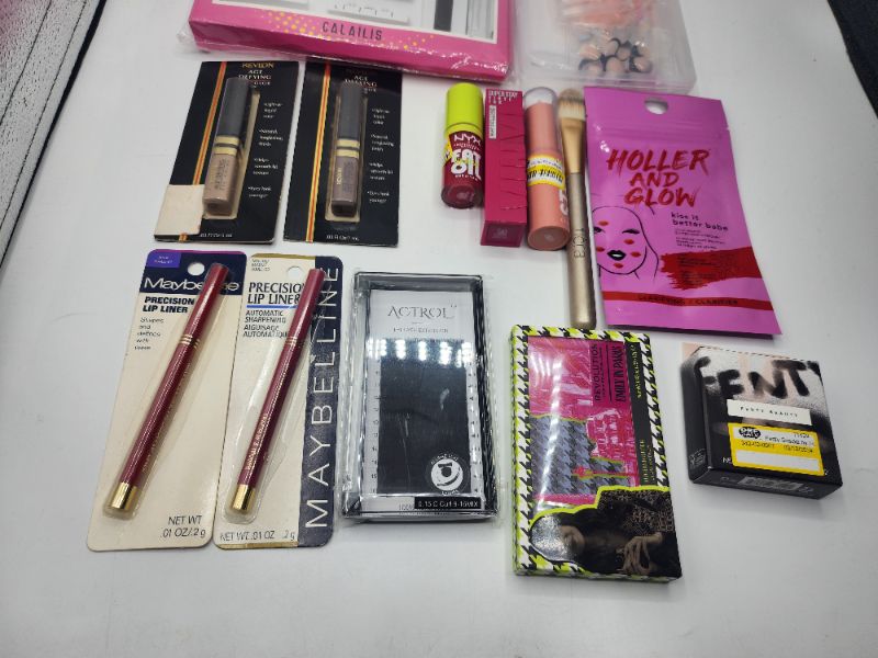 Photo 3 of Miscellaneous Brand Name Cosmetics New 