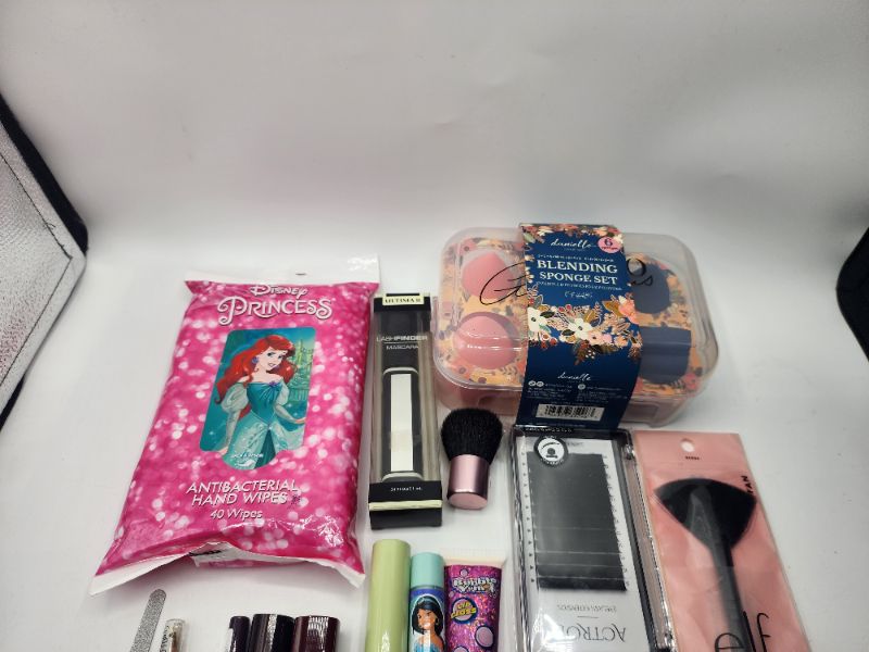 Photo 2 of Miscellaneous Brand Name Cosmetics New 