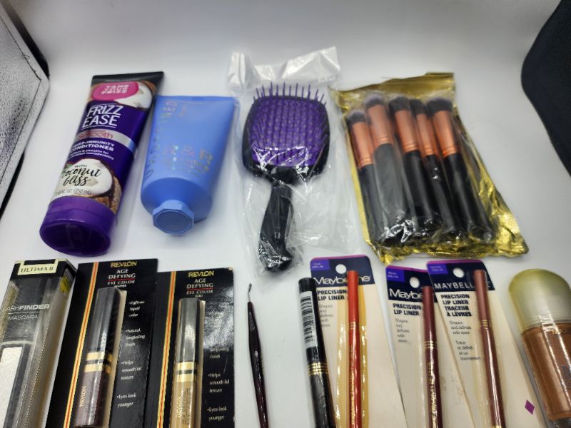 Photo 3 of Miscellaneous Brand Name Cosmetics New 