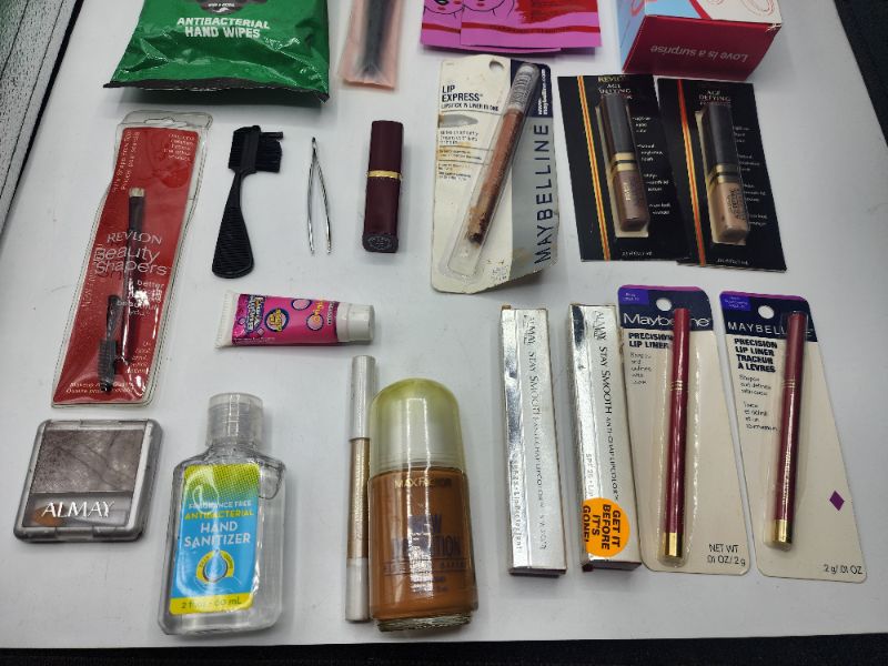 Photo 3 of Miscellaneous Brand Name Cosmetics New 