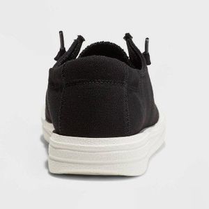 Photo 4 of 





























































































S: 7 WMad Love Women's Lizzy Sneakers - Black 7



