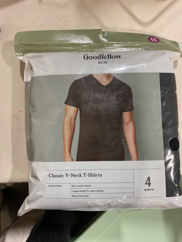 Photo 2 of Men's 4pk V-Neck T-Shirt - Goodfellow & Co™ Black XXL