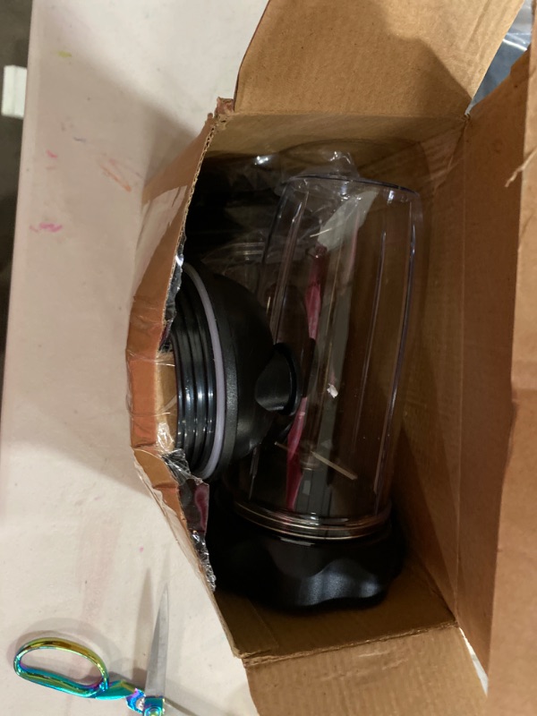 Photo 2 of 7 Pieces nutribullet Blender Cups & Blade Replacement Set 32oz Huge Cup with 1 Flip-Top To-Go Lid and 1 Lid Ring & Premium Extractor Blade with Compatible with NutriBullet 600w/900w Blender
