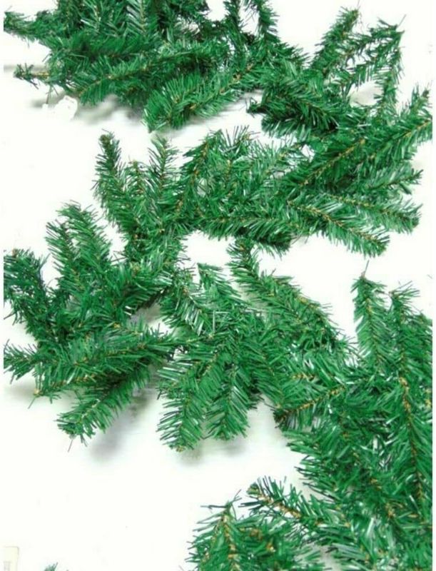 Photo 1 of Holiday 9ft x10in Colorado Pine Artificial Christmas Garland Unlit Green Indoor/Outdoor
