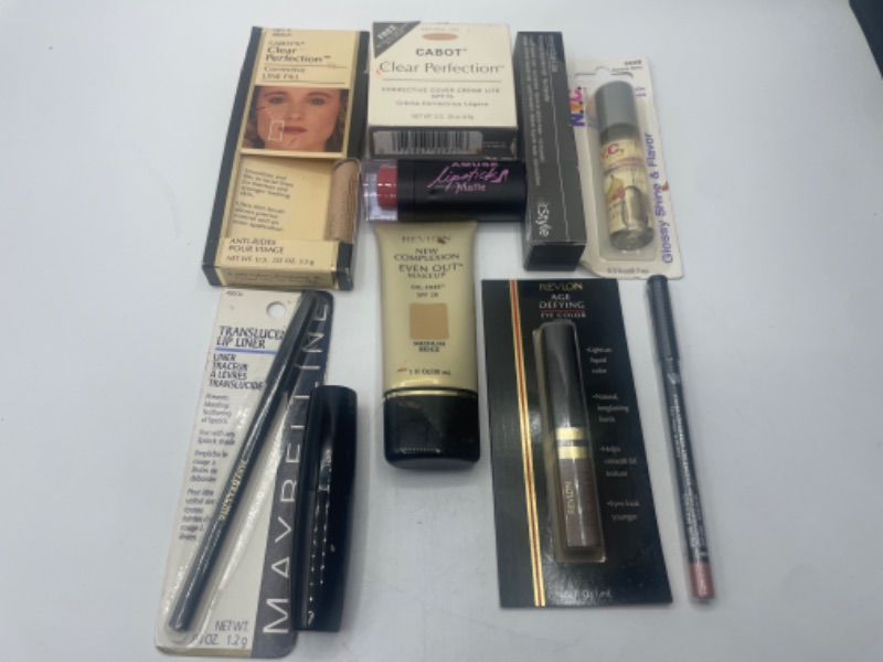 Photo 2 of Miscellaneous variety makeup brand Name cosmetics including ( Maybelline , Revlon ,cabots, N.Y.C & DISCONTINUED MAKEUP ITEMS)