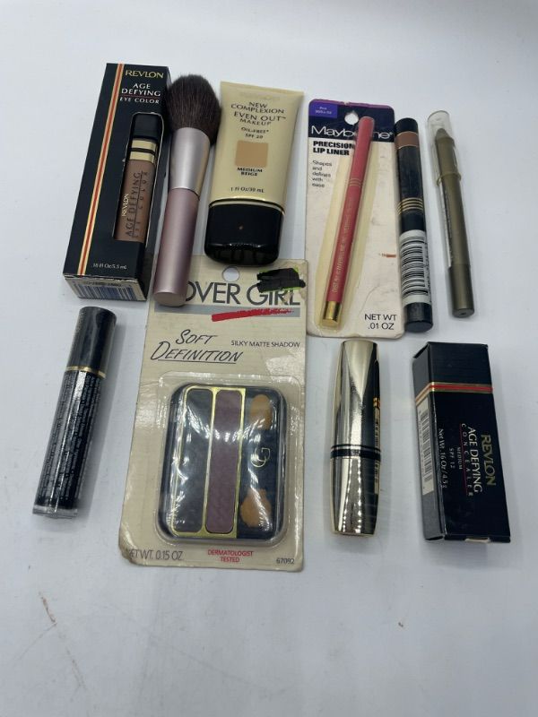 Photo 1 of Miscellaneous variety makeup brand Name cosmetics including ( Maybelline , Revlon ,It Style, COVERGIRL & DISCONTINUED MAKEUP ITEMS)