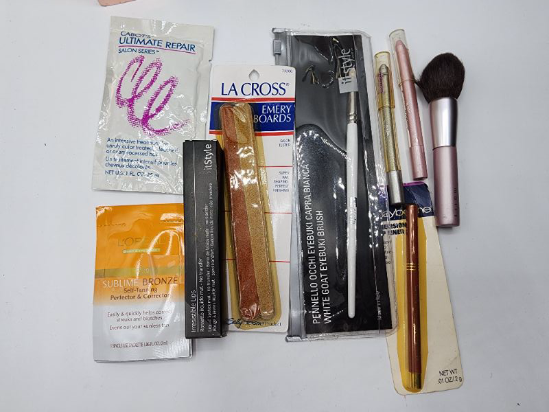 Photo 2 of Miscellaneous Variety Brand Name Cosmetics Including ((   Including Discontinued Makeup Products