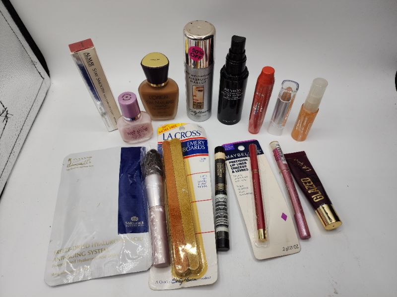 Photo 1 of Miscellaneous Variety Brand Name Cosmetics Including (( Loreal, Almay, Sally Hanson,Revlon, La Girl, Mally)) Including Discontinued Makeup Products