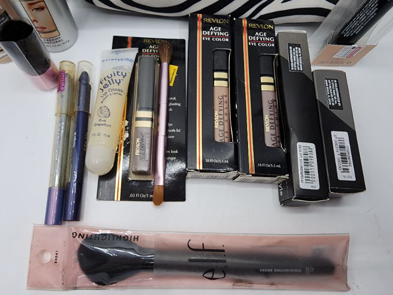 Photo 2 of Miscellaneous Variety Brand Name Cosmetics Including (( Revlon, Sally Hanson, Covergirl, Maybelline, Elf, Fruity Jelly, ItStyle)) Including Discontinued Makeup Products