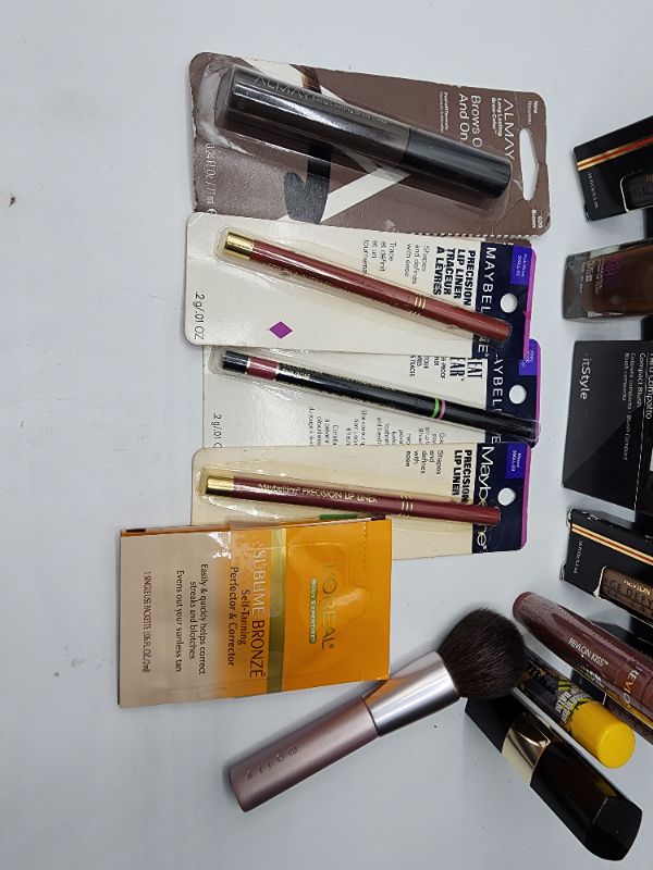 Photo 3 of Miscellaneous Variety Brand Name Cosmetics Including ((Maybelline, Almay, Revlon, Loreal, Itstyle, Mally)) Including Discontinued Makeup Products