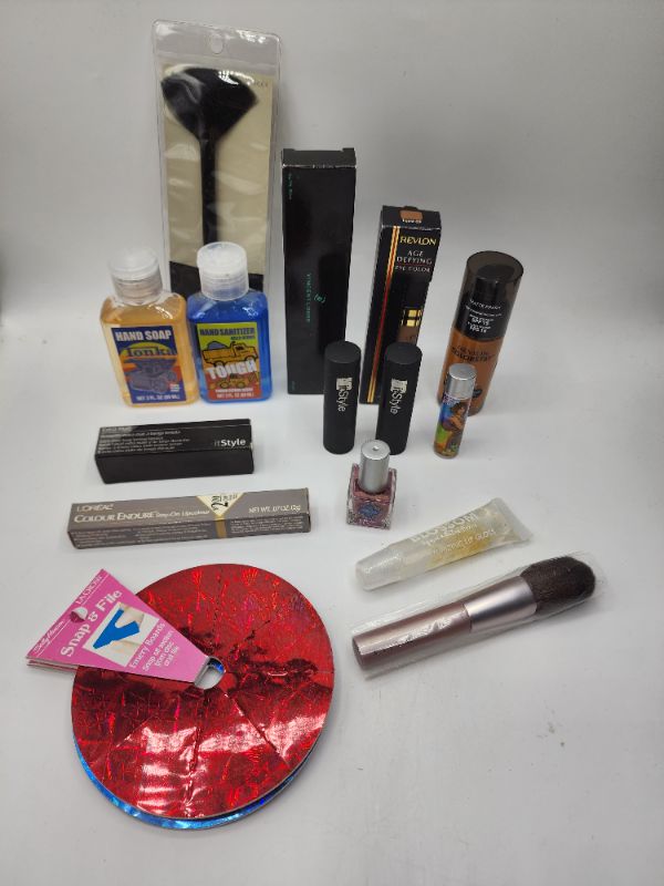 Photo 1 of Miscellaneous Variety Brand Name Cosmetics Including(( Elf, ItStyle, Revlon, SallyHanson, Blossom, Vincent Longo, Tonka))  Including Discontinued Makeup Products
