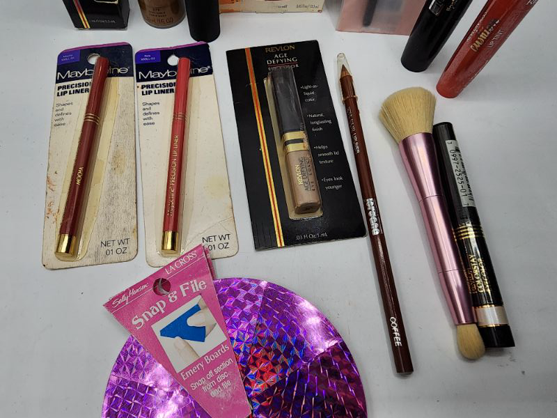 Photo 2 of Miscellaneous Variety Brand Name Cosmetics Including (( Covergirl+Olay, Maybelline, Elf, Revlon, ItStyler, Jordana)) Including Discontinued Makeup Products 

