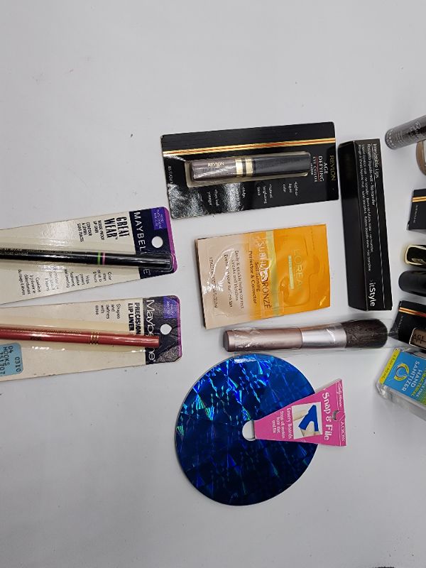 Photo 3 of Miscellaneous Variety Brand Name Cosmetics Including (( Revlon, Maybelline, Mally, Sally Hanson,Covergirrl, Loreal)) Including Discontinued Makeup Products 