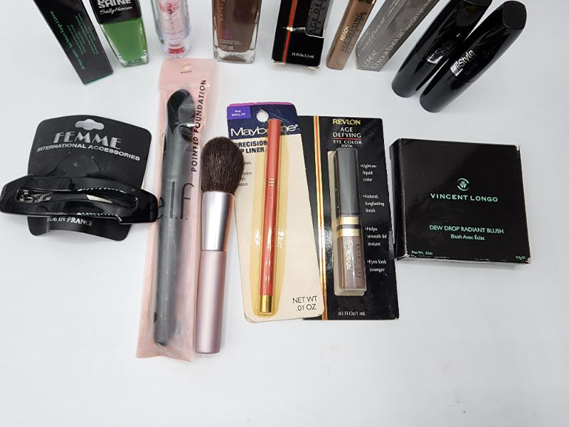 Photo 2 of Miscellaneous Variety Brand Name Cosmetics Including (( Revlon, Elf, Blossom, Sally Hansen, Loreal, Itstyle, Vincent Longo, Mally)) Including Discontinued Makeup Products 