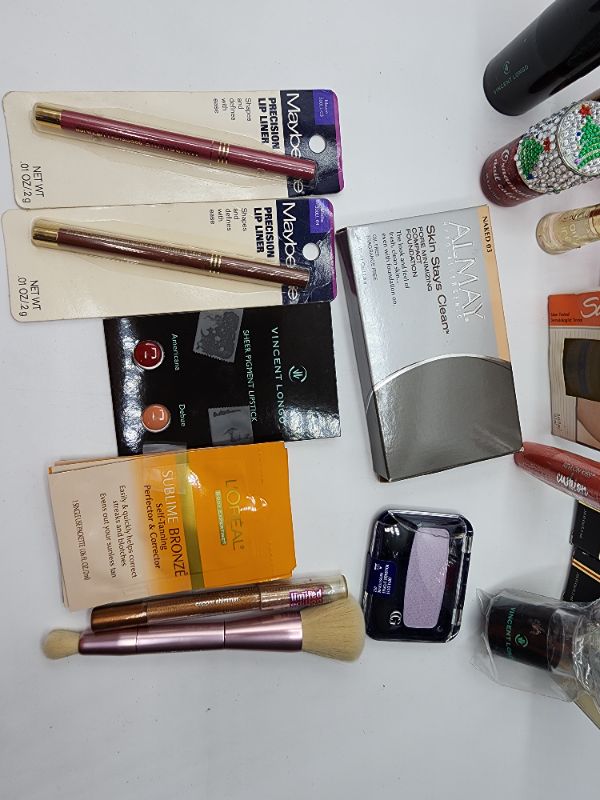 Photo 3 of Miscellaneous Variety Brand Name Cosmetics Including (( Loreal,Mally,Maybelline,Almay,Vincent Longo,Sally Handsen, Revlon,Ultima II, CoverGirl )) Including Discontinued Makeup Products 