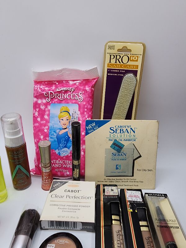 Photo 5 of Miscellaneous Variety Brand Name Cosmetics Including (( Alamay, Pro 10, Cabot, Loreal, Ultima II, Mally, Vincent Longo)) Including Discontinued Makeup Products 