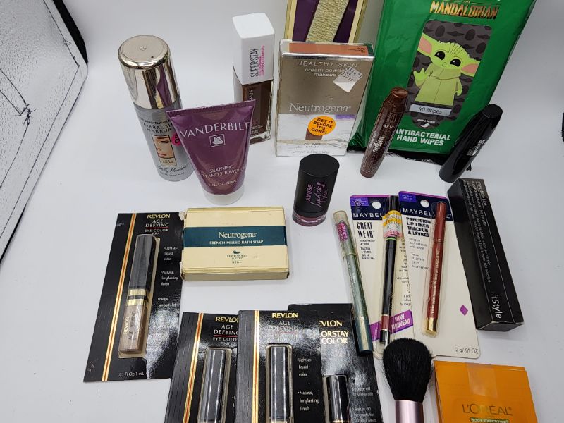 Photo 3 of Miscellaneous Variety Brand Name Cosmetics Including ((  )) Including Discontinued Makeup Products 