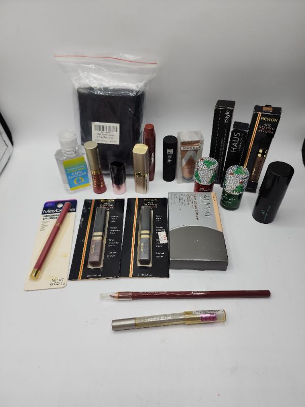Photo 1 of Miscellaneous Variety Brand Name Cosmetics Including (( Vincent Longo, Loreal, Revlon, Maybelline, Itstyle, Alamay, Mally )) Including Discontinued Makeup Products 