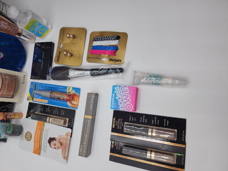 Photo 2 of Miscellaneous Variety Brand Name Cosmetics Including (( Vincent Longo, Cover Girl, Revlon, Blossom, Models Own, Miss Spa, Lip Smackers, Loreal, Naturistic,Karina, Sally Hansen))  Including Discontinued Makeup Products