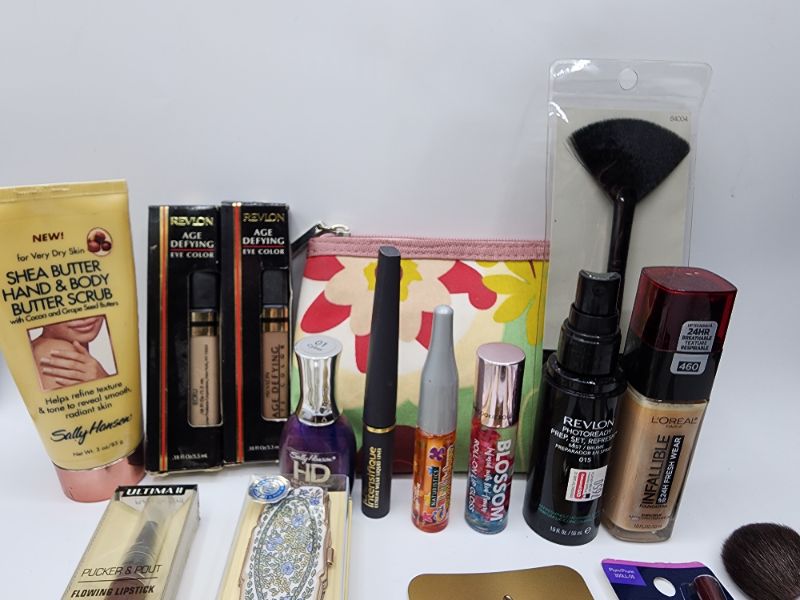 Photo 3 of Miscellaneous Variety Brand Name Cosmetics Including (( Maybelline, Revlon, Elf, Vincent Longo, Blossom, Ultima II, Mally, Avon, It Style)) Including Discontinued Makeup Products