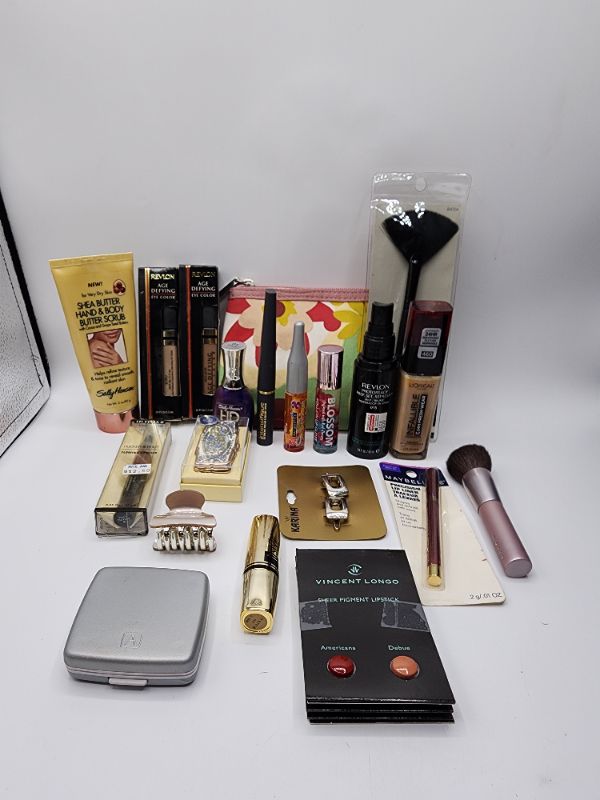 Photo 1 of Miscellaneous Variety Brand Name Cosmetics Including (( Maybelline, Revlon, Elf, Vincent Longo, Blossom, Ultima II, Mally, Avon, It Style)) Including Discontinued Makeup Products