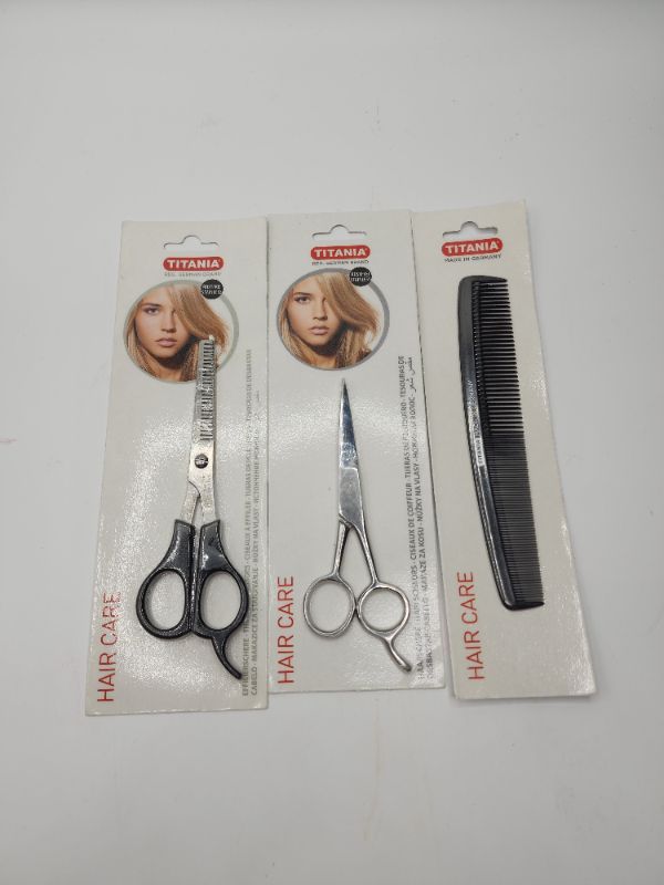 Photo 1 of Titania Shear and Thinner Set with a Hair Comb 
