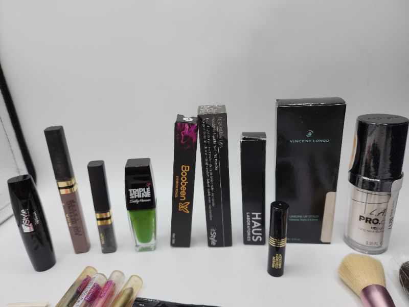 Photo 3 of Miscellaneous Variety Brand Name Cosmetics Including (( Mally, ItStyle, Maybelline, Vincent Longo, Nubi, Revlon, LA Color, PH-D, Boobeen, Haus)) Including Discontinued Makeup Products