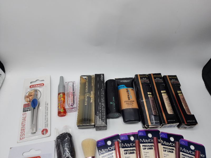 Photo 2 of Miscellaneous Variety Brand Name Cosmetics Including (( Mally, Models Own, Blossom, Maybelline, Vincent Longo, Titania, Revlon)) Including Discontinued Makeup Products