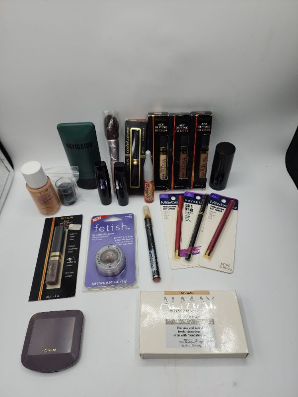 Photo 1 of Miscellaneous Variety Brand Name Cosmetics Including (( Nyc, Revlon, Fetish, Maybelline, Almay, Naturistic, Vincent Longo, ItStyle, Mally, Navigator, Loreal)) Including Discontinued Makeup Products