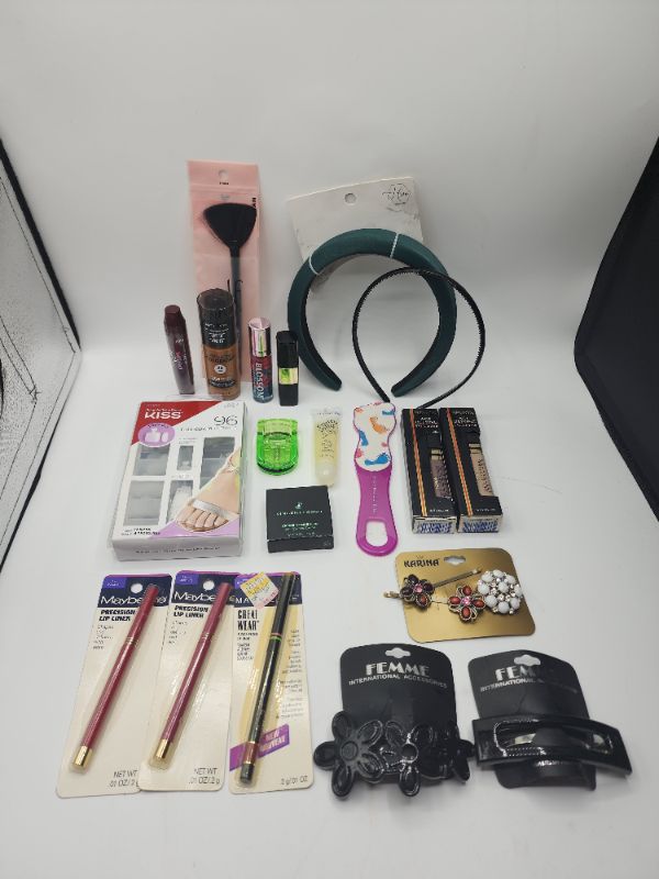 Photo 1 of Miscellaneous Variety Brand Name Cosmetics Including (( Revlon, Maybelline, Kiss,  Vincent Longo, Blossom, Elf)) Including Discontinued Makeup Products