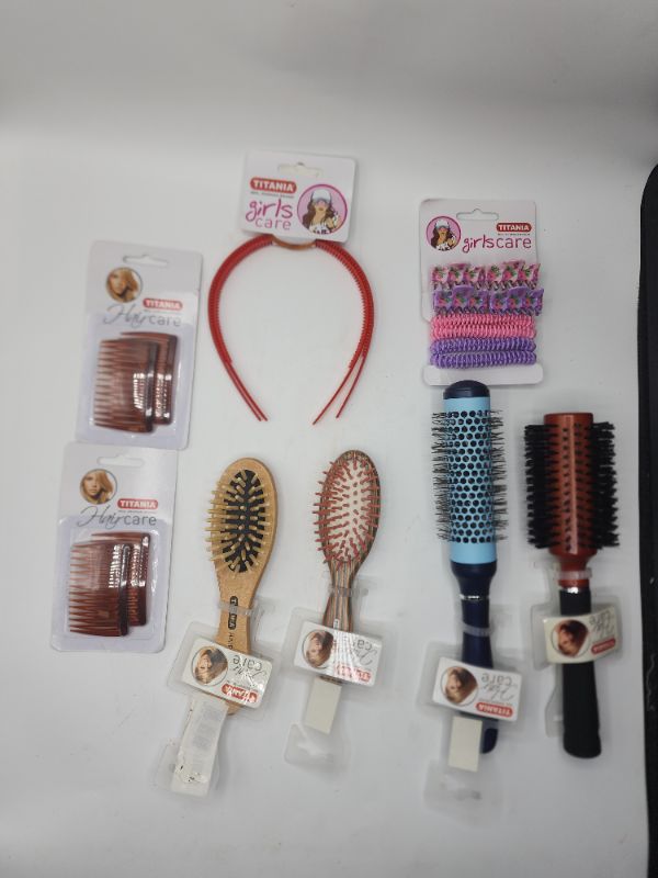 Photo 1 of Assorted Hair Items 